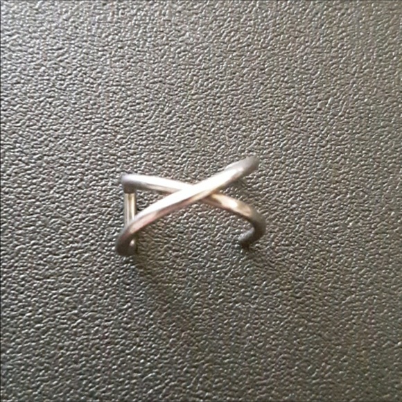 💸FINAL PRICE DROP💕NIB Handmade Criss Cross Faux Cuff💕 - Picture 13 of 14